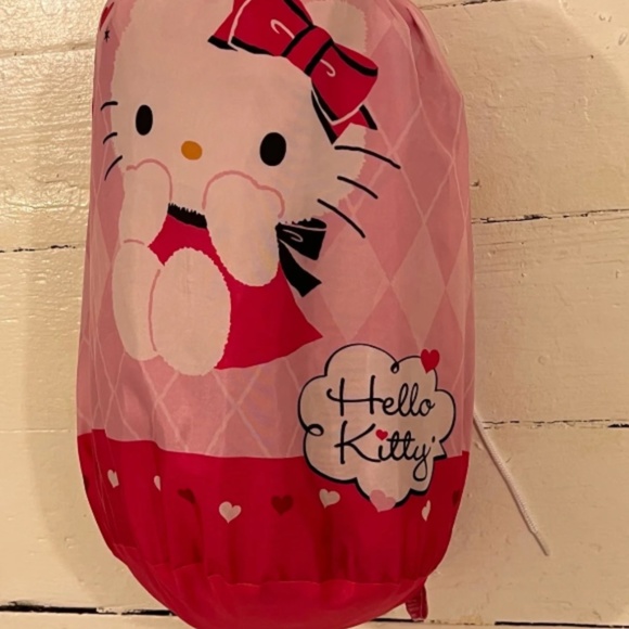 Hello Kitty Sleeping Bag and Stuff Sack - Picture 5 of 5